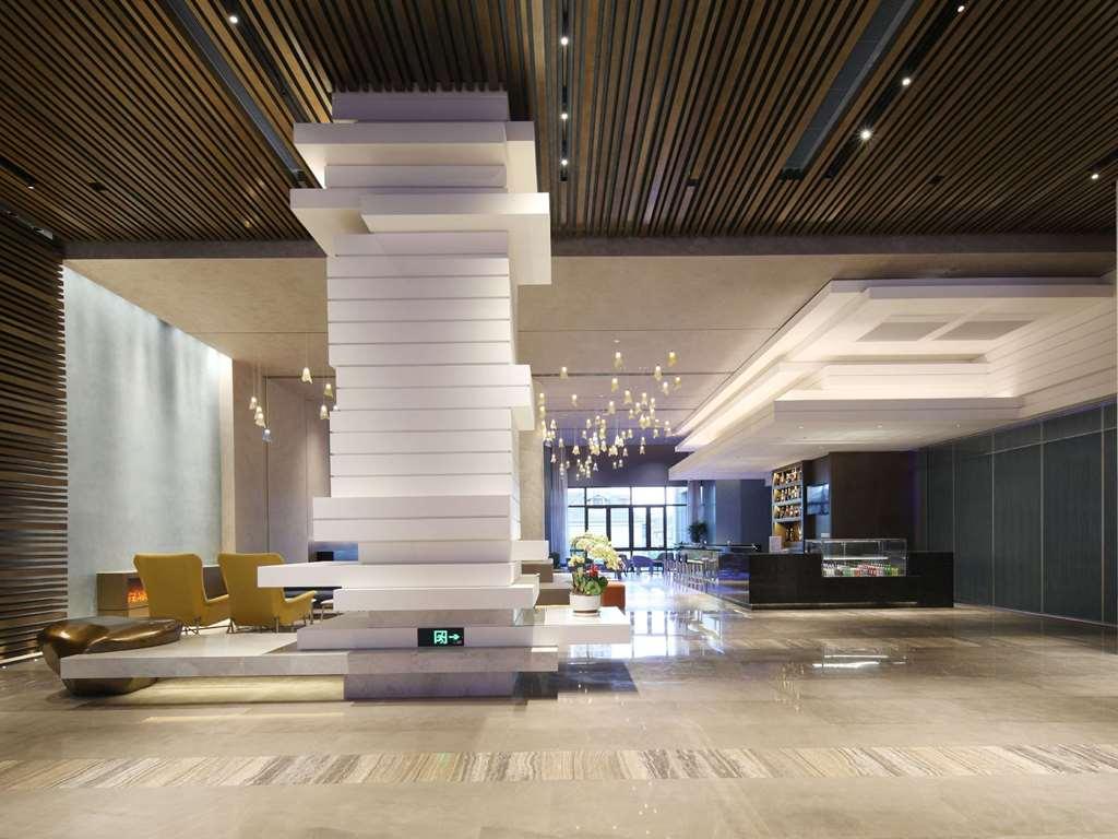 Novotel Chuansha Hotel *