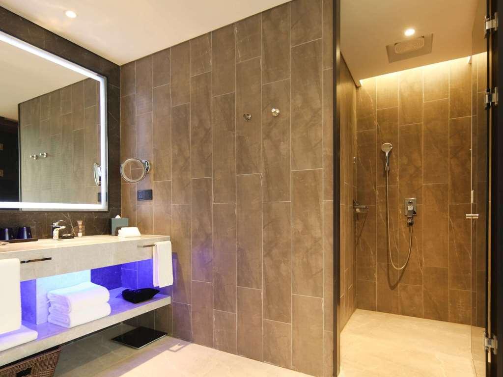 Novotel Chuansha Hotel